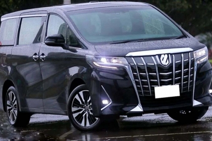 Danang Vip car rental, Luxury car for rent